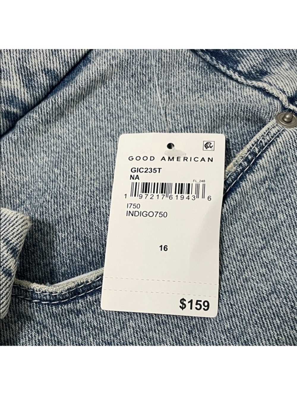 Good American Icon inseam Slit Jean - Picture 11 of 12